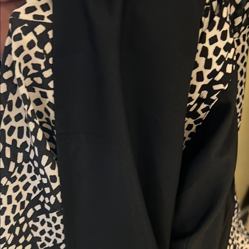 Who What Wear Monochrome Long SleeveMaxi Dress - Picture 7 of 9